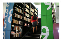 Biblioteca del Centro de Formacion en La Antigua Guatemala.